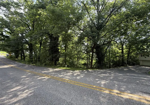 5th image of 5908 Crestview Dr, Hixson, TN 37343 | MLS# 1536806