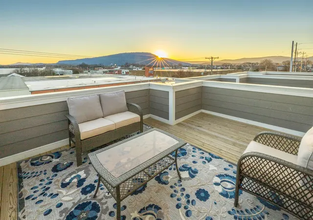 1st image of 917 E 17th St #105, Chattanooga, TN 37408 | MLS# 1536978