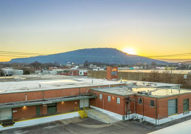 32nd image of 917 E 17th St #105, Chattanooga, TN 37408 | MLS# 1536978