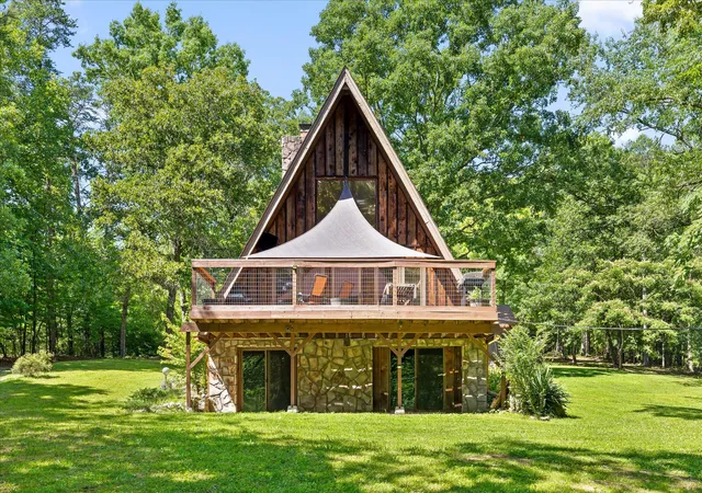 Photo 3 of Sale Pending at 1001 O'sage Dr, Soddy Daisy, TN 37379 | MLS# 1536630 | Listing updated on 2026-09-14