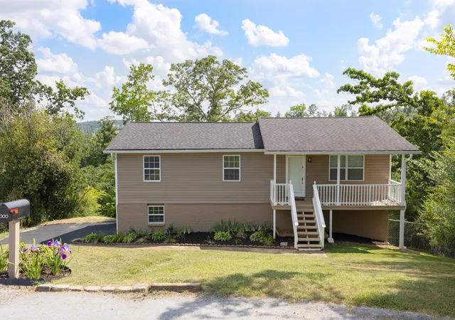 Photo 1 of Single family home for sale at 4000 Shady Oak Dr, Ooltewah, TN 37363 | MLS# 1536880 | Listing updated on 2026-09-21