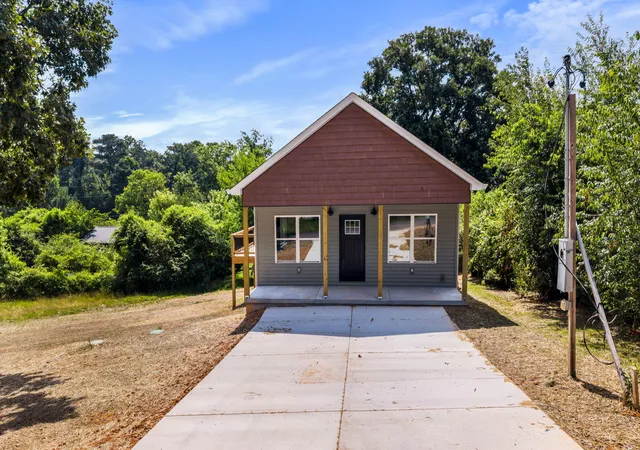 Photo 3 of Single family home for sale at 480 Parker Dr Ne, Cleveland, TN 37323 | MLS# 1536838 | Listing updated on 2026-09-25