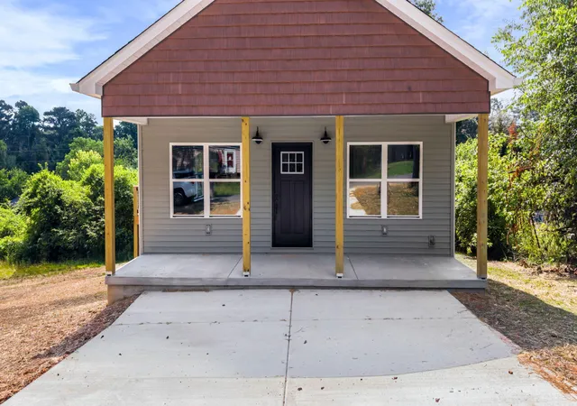 Photo 3 of Single family home for sale at 480 Parker Dr NE, Cleveland, TN 37323 | MLS# 1536838 | Listing updated on 2026-09-25