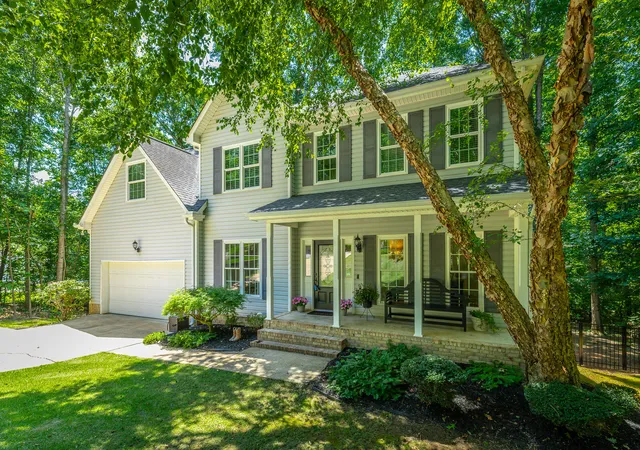 Photo 3 of Single family home for sale at 8935 Grey Mountain Dr, Ooltewah, TN 37363 | MLS# 1537616 | Listing updated on 2026-06-30