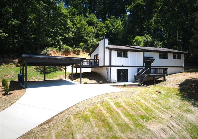 Photo 3 of Single family home for sale at 4802 Alpine Dr, Chattanooga, TN 37415 | MLS# 1536820 | Listing updated on 2026-09-13