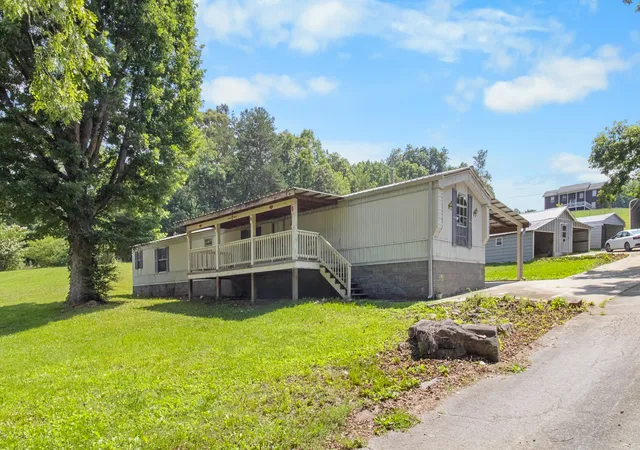 Homes for sale in Ooltewah, TN | 7215 Spooky Ln, Ooltewah, TN 37363 | MLS# 1536883