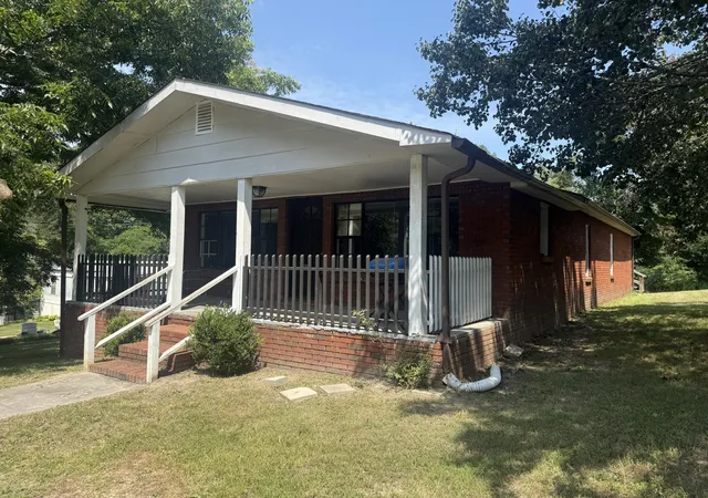 Homes for sale in Bridgeport, AL | 1007 Diamond Ave, Bridgeport, AL 35740 | MLS# 1536834