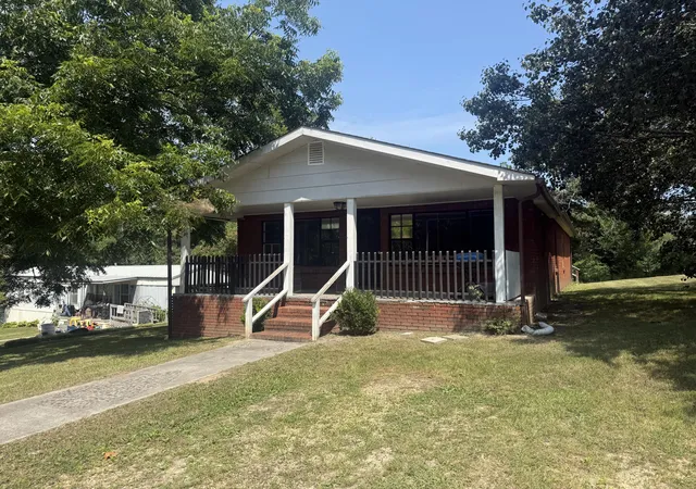 Homes for sale in Bridgeport, AL | 1007 Diamond Ave, Bridgeport, AL 35740 | MLS# 1536834