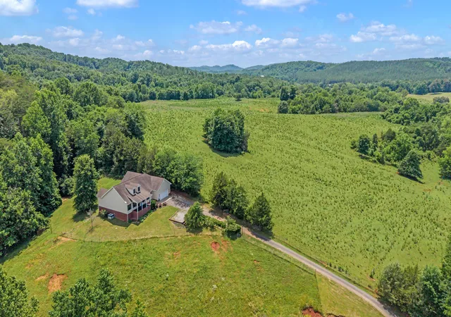Photo 3 of Single family home for sale at 128 County Rd 755, Riceville, TN 37370 | MLS# 1536687 | Listing updated on 2026-09-16