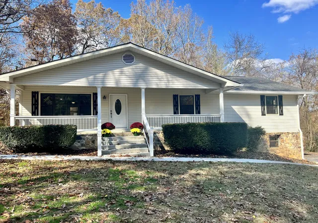 Homes for sale in Whitwell, TN | 831 Osceola Dr, Whitwell, TN 37397 | MLS# 1536781