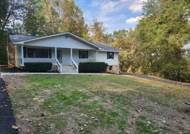 Photo 3 of Single family home for sale at 831 Osceola Dr, Whitwell, TN 37397 | MLS# 1536781 | Listing updated on 2026-09-28