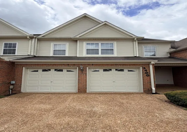 Photo 2 of Townhouse for sale at 2400 Queens Lace Trl, Chattanooga, TN 37421 | MLS# 1536771 | Listing updated on 2026-08-29