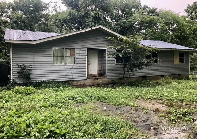 Homes for sale in Chickamauga, GA | 911 S Hwy 341, Chickamauga, GA 30707 | MLS# 1536761