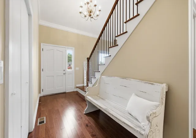 Homes for sale in Hixson, TN | 1706 Colonial Way Cir, Hixson, TN 37343 | MLS# 1537430