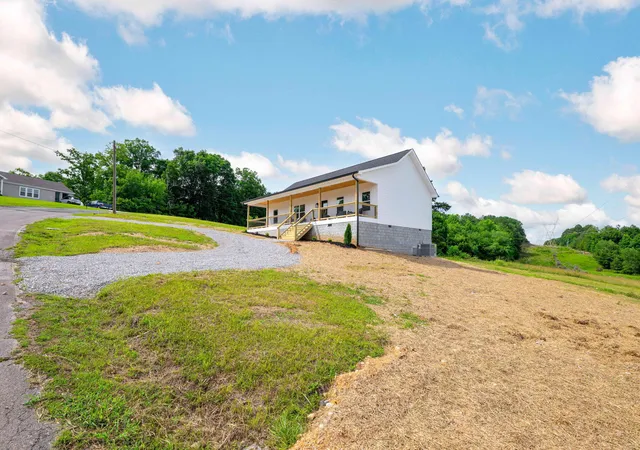 Homes for sale in Decatur, TN | 146 Young Ln, Decatur, TN 37322 | MLS# 1536787