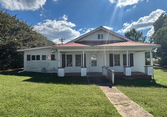 1st image of 123 Groves Rd, Pikeville, TN 37367 | MLS# 1536813