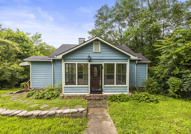 Photo 1 of Single family home for sale at 960 Beason Dr, Chattanooga, TN 37405 | MLS# 1537855 | Listing updated on 2026-07-01