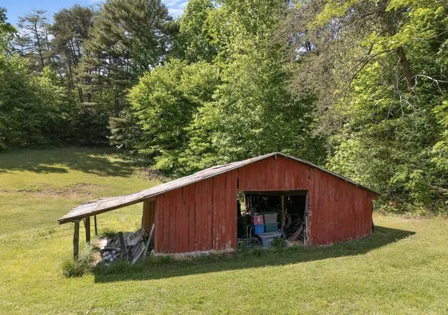 Homes for sale in Pikeville, TN | 637 Miller Rd, Pikeville, TN 37367 | MLS# 1536830