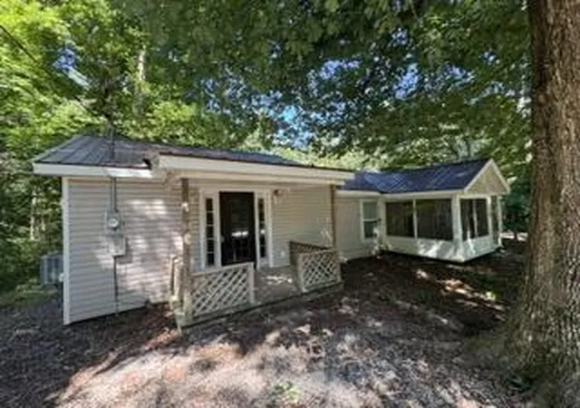 Photo 3 of Single family home for sale at 443 Friendship Rd, Ringgold, GA 30736 | MLS# 1536854 | Listing updated on 2026-09-14