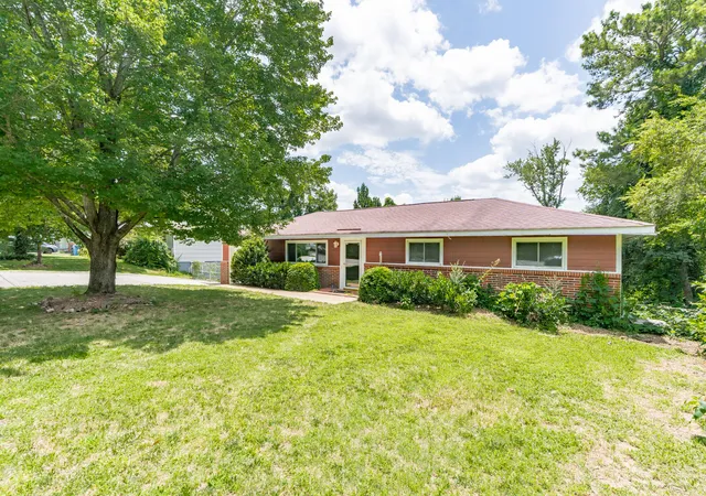 1st image of 3914 Forest Highland Dr, Chattanooga, TN 37415 | MLS# 1538519