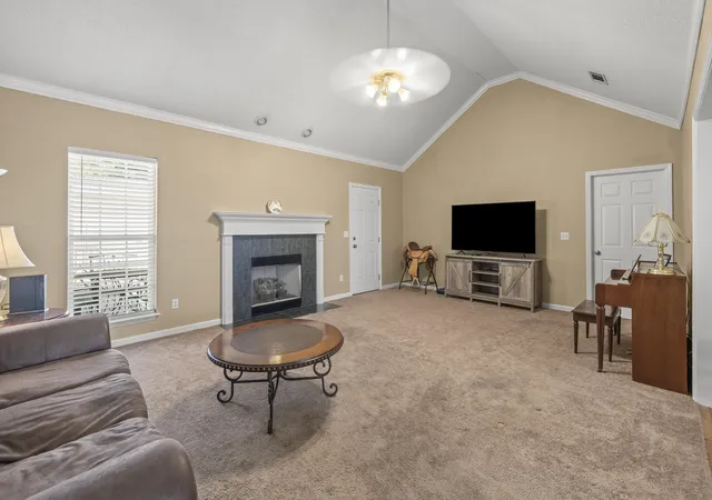 Photo 2 of Single family home for sale at 255 Bent Tree Dr, Ringgold, GA 30736 | MLS# 1536901 | Listing updated on 2026-07-13
