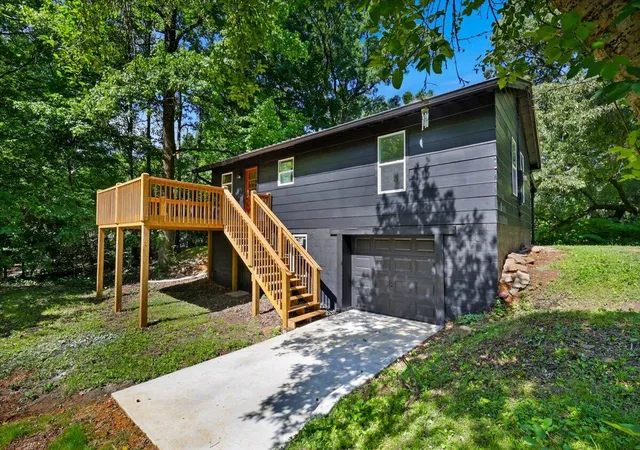 Homes for sale in Chattanooga, TN | 113 Southview St, Chattanooga, TN 37405 | MLS# 1536889
