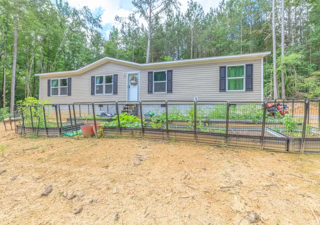 Homes for sale in Chickamauga, GA | 200 Wallaceville Cemetery Rd, Chickamauga, GA 30707 | MLS# 1537082