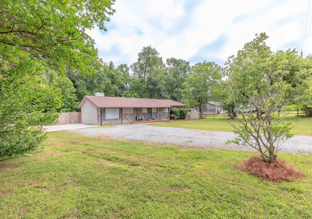 Homes for sale in Rocky Face, GA | 160 Pine Brook Dr, Rocky Face, GA 30740 | MLS# 1537039