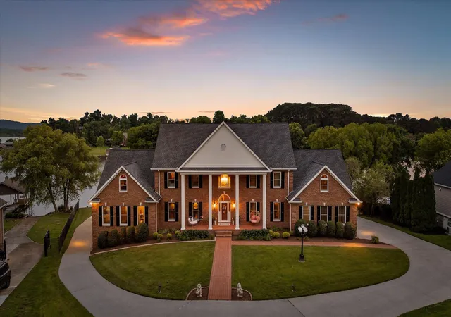 3rd image of 7526 Twisting Creek Ln, Ooltewah, TN 37363 | MLS# 1536949