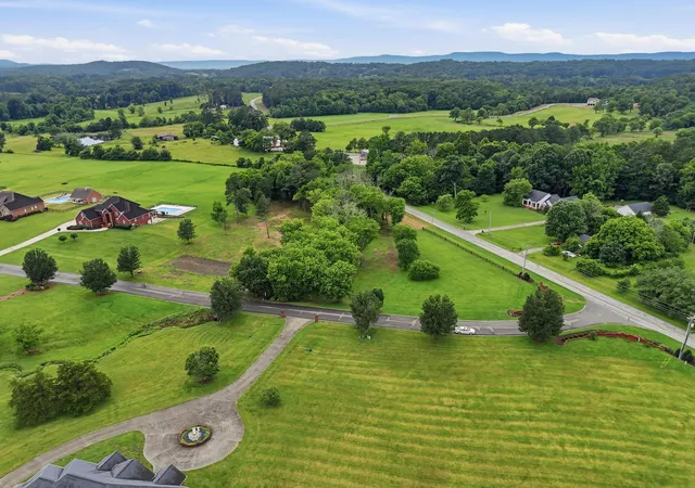 5th image of 1 Classic Trl #1, Ringgold, GA 30736 | MLS# 1536997