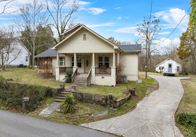 Homes for sale in Chickamauga, GA | 205 Wheeler Ave, Chickamauga, GA 30707 | MLS# 1536924