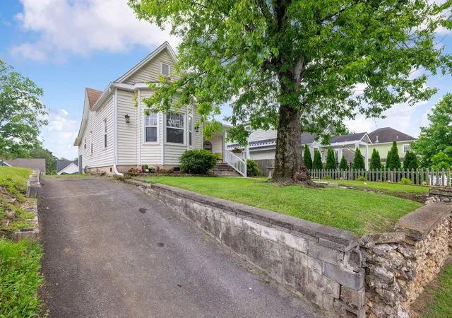 Homes for sale in Chattanooga, TN | 508 Tucker St, Chattanooga, TN 37405 | MLS# 1537212