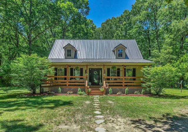 Homes for sale in Sewanee, TN | 18753 S Pittsburg Mountain Rd, Sewanee, TN 37375 | MLS# 1536953