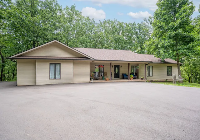 Homes for sale in Lookout Mountain, GA | 312 Ga 157, Lookout Mountain, GA 30750 | MLS# 1537031