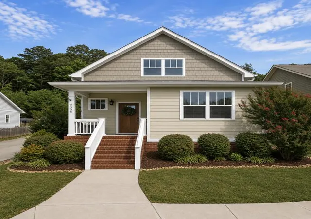 Photo 1 of Sale Pending at 2336 Ashmore Ave, Chattanooga, TN 37415 | MLS# 1537179 | Listing updated on 2026-08-28