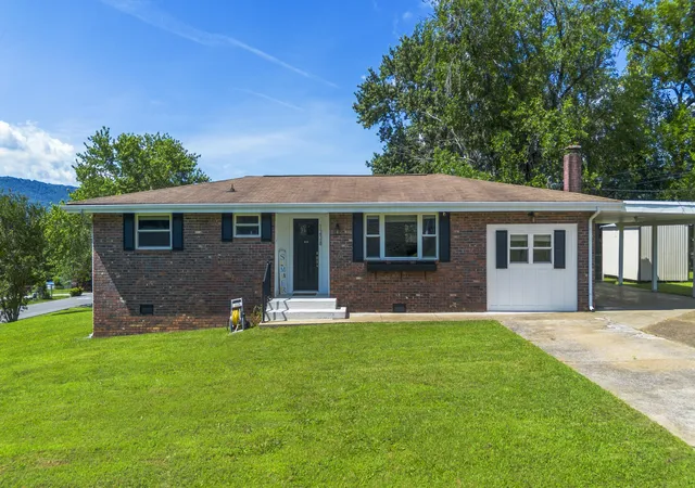 Photo 2 of Single family home for sale at 1238 Judy's Ln, Chattanooga, TN 37419 | MLS# 1537015 | Listing updated on 2026-08-28