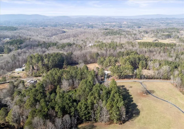 Photo 3 of Single family home for sale at 319 Cannon Rd, La Fayette, GA 30728 | MLS# 1536992 | Listing updated on 2026-07-10