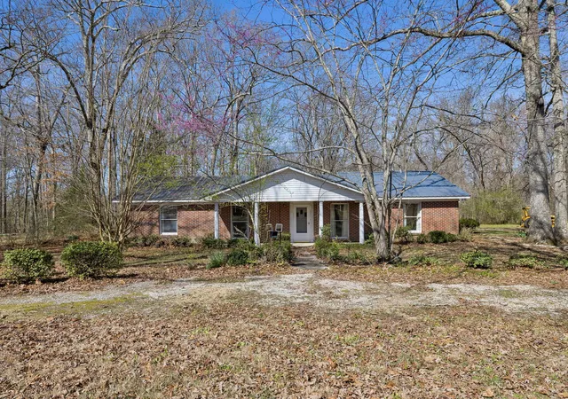 Homes for sale in Manchester, TN | 766 Bowling Alley Rd, Manchester, TN 37355 | MLS# 1537137