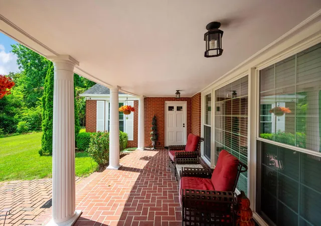 4th image of 1121 S Crest Rd, Rossville, GA 30741 | MLS# 1537146