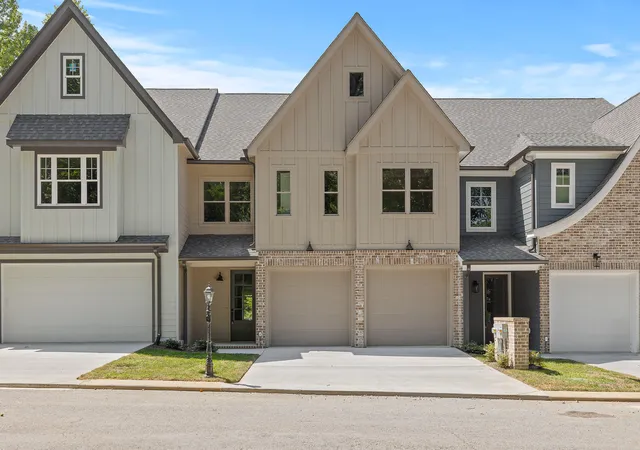 1st image of 9710 Dutton Ln, Ooltewah, TN 37363 | MLS# 1537162