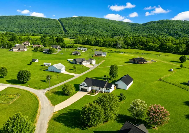 Homes for sale in Dunlap, TN | 90 Riverside Dr, Dunlap, TN 37327 | MLS# 1537210