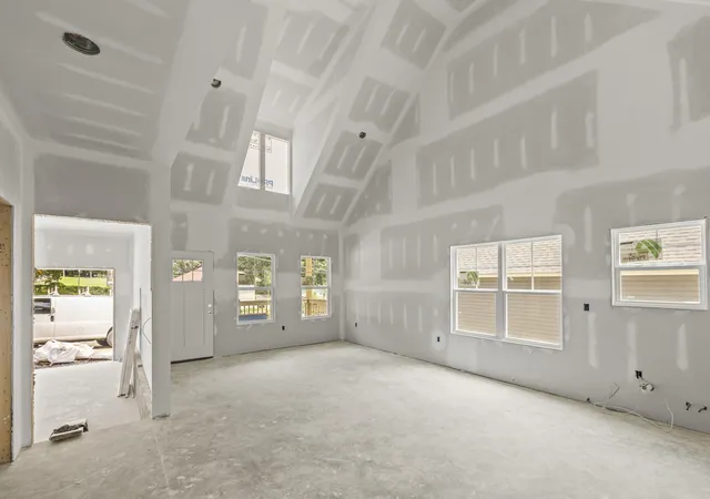 Photo 3 of Single family home for sale at 27 Greenslake Rd, Rossville, GA 30741 | MLS# 1537772 | Listing updated on 2026-08-21