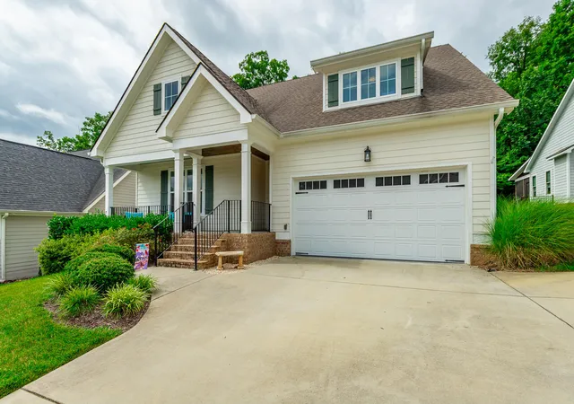 Photo 3 of Single family home for sale at 9418 Silver Stone Ln, Ooltewah, TN 37363 | MLS# 1537272 | Listing updated on 2026-09-14