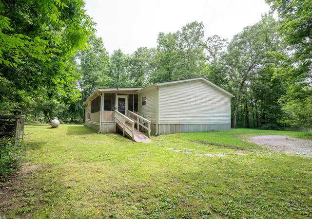 Homes for sale in Bryant, AL | 127 County Road 309, Bryant, AL 35958 | MLS# 1537282