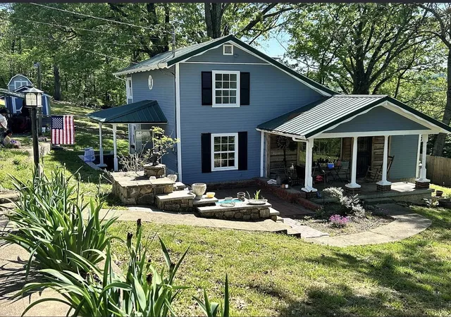 Photo 1 of Single family home for sale at 900 Beason Dr, Chattanooga, TN 37405 | MLS# 1537411 | Listing updated on 2026-10-17