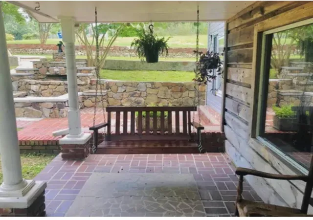 Photo 1 of Single family home for sale at 900 Beason Dr, Chattanooga, TN 37405 | MLS# 1537411 | Listing updated on 2026-10-17