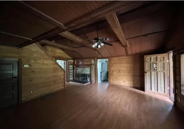 Photo 4 of Single family home for sale at 900 Beason Dr, Chattanooga, TN 37405 | MLS# 1537411 | Listing updated on 2026-10-17