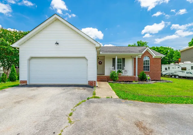 Photo 3 of Sale Pending at 335 Ooltewah Ringgold Rd, Ringgold, GA 30736 | MLS# 1537348 | Listing updated on 2026-07-15