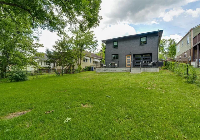 Photo 47 of Sale Pending at 2005 Vine St, Chattanooga, TN 37404 | MLS# 1537493 | Listing updated on 2026-08-28