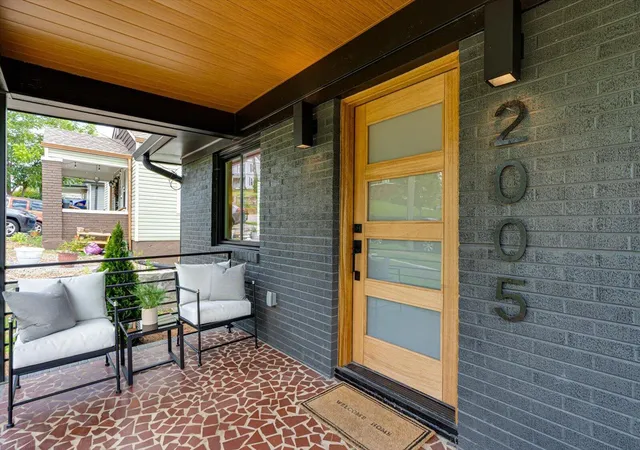 Photo 1 of Sale Pending at 2005 Vine St, Chattanooga, TN 37404 | MLS# 1537493 | Listing updated on 2026-08-28